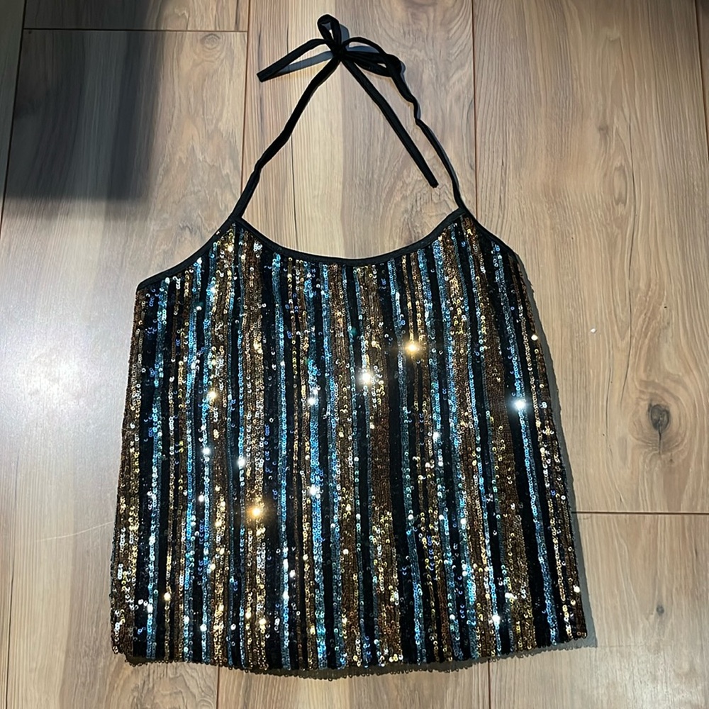 Halter neck shiny top